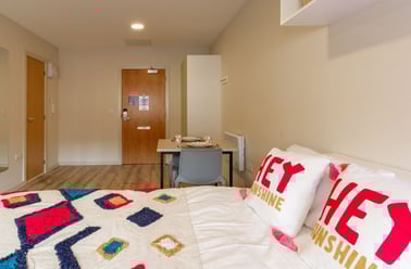 Platinum Studio, The Barn, Bampfylde Street, Newtown, Exeter - Image 3